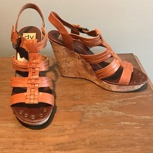 DV by Dolce Vita Shellie sandals in cognac